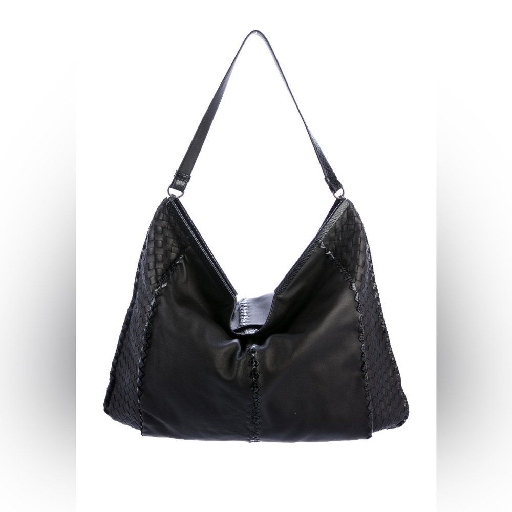 Snakeskin-trimmed Intrecciato Hobo - flawed